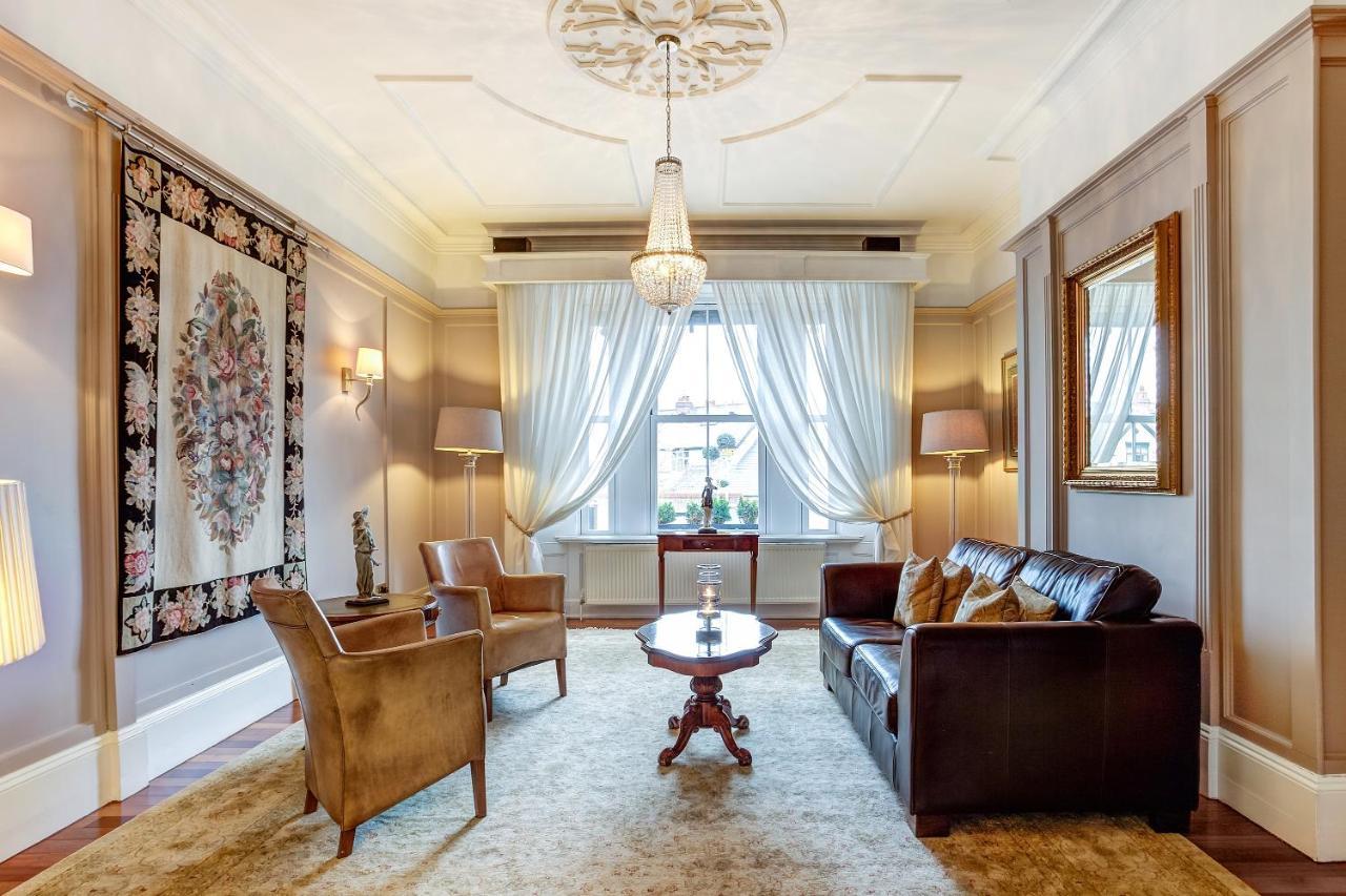 Alexandra Court Hotel Congleton Εξωτερικό φωτογραφία